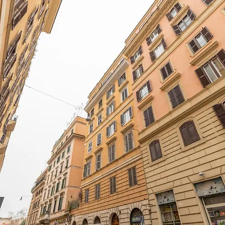 Smart Downtown Apartmán Řím